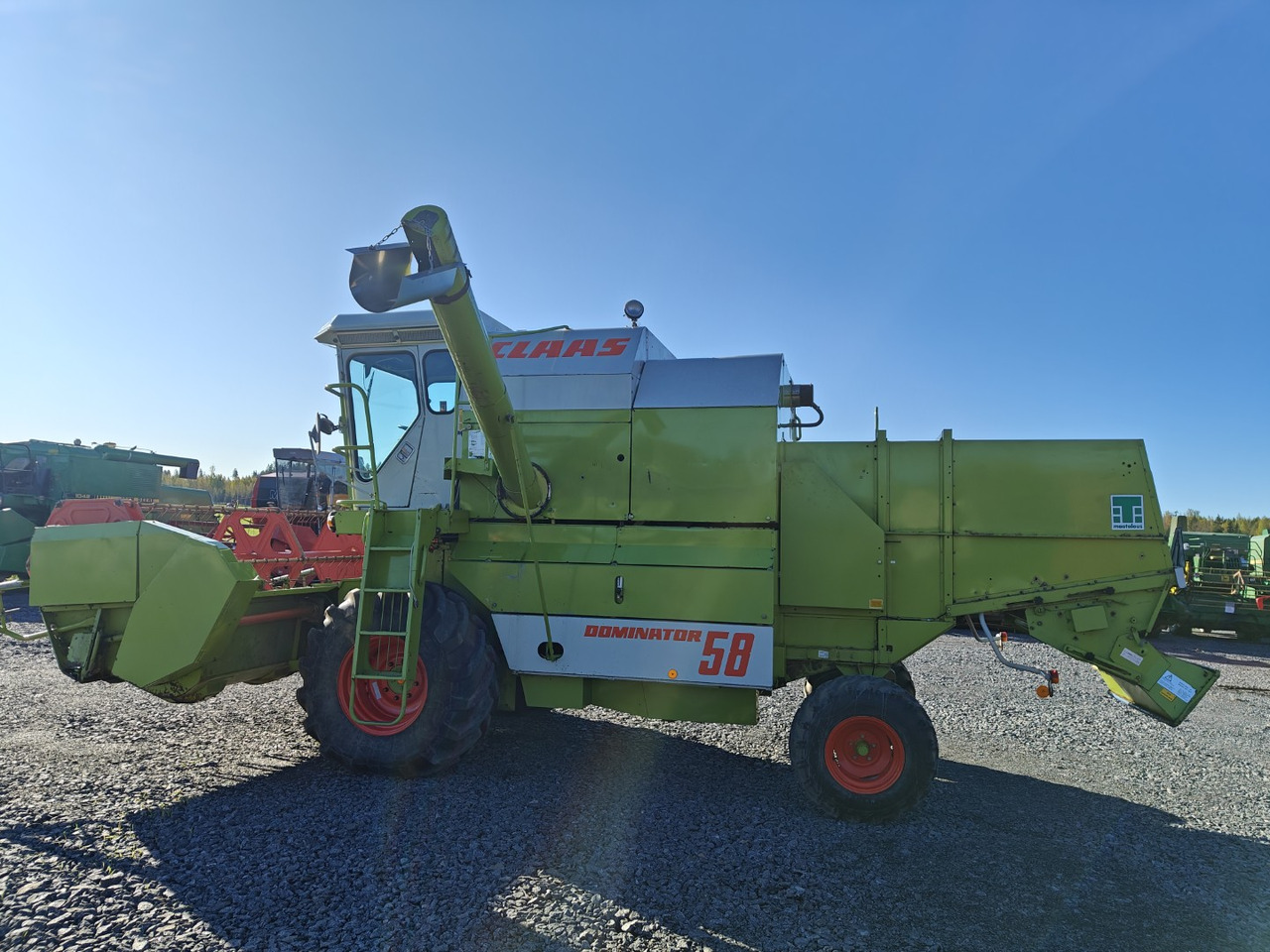 CLAAS Dominator 58 - Cosechadora de granos: foto 2 CLAAS Dominator 58 - Cosechadora de granos: foto 2