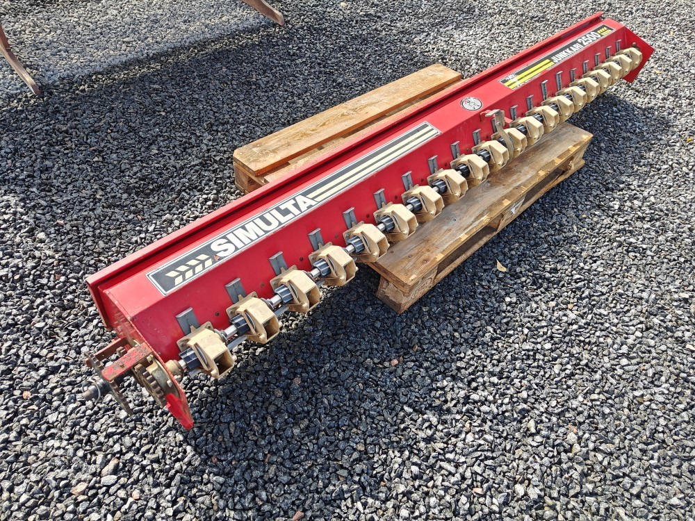 Heinänsiemenlaite 250cm Simulta Junkkari kylvölannoittimeen - Combinado de siembra: foto 2 Heinänsiemenlaite 250cm Simulta Junkkari kylvölannoittimeen - Combinado de siembra: foto 2