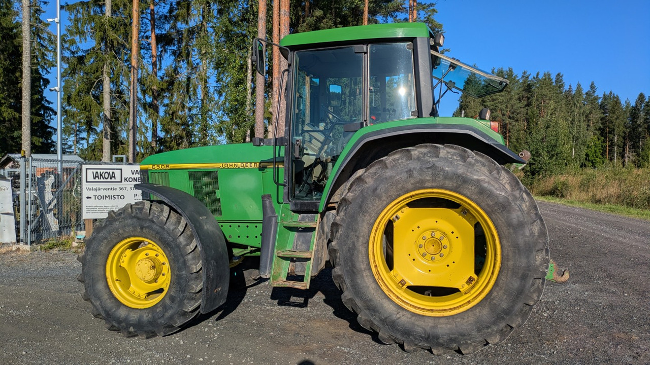 JOHN DEERE 6506, 3800h ajettu, upeakuntoinen kone, katso video! - Tractor: foto 2 JOHN DEERE 6506, 3800h ajettu, upeakuntoinen kone, katso video! - Tractor: foto 2