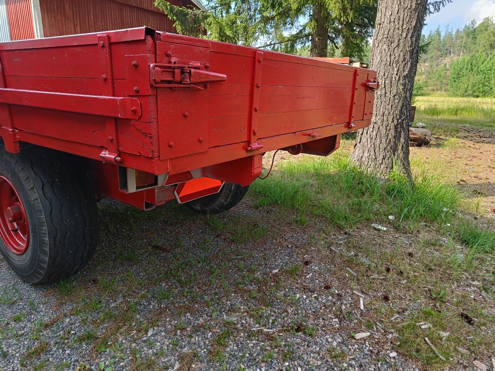 Kipa kippikärry 1-akselinen, kantavuus 7000kg, siisti kärry - Remolque volquete agrícola: foto 5 Kipa kippikärry 1-akselinen, kantavuus 7000kg, siisti kärry - Remolque volquete agrícola: foto 5