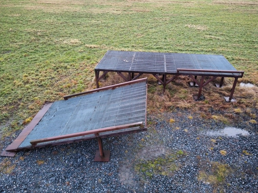 Lastausramppi 12m, leveys 300 cm - Rampa de carga: foto 1 Lastausramppi 12m, leveys 300 cm - Rampa de carga: foto 1