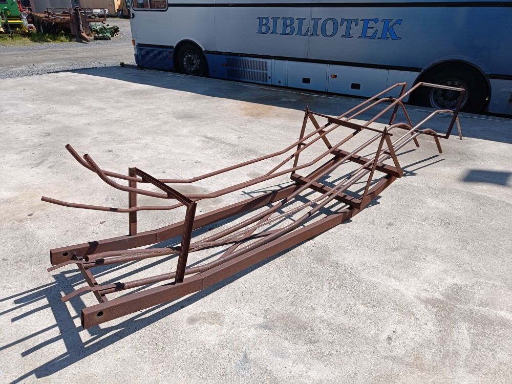 Paalirata John Deere 332 paalaimesta - Empacadora de pacas cuadradas: foto 5 Paalirata John Deere 332 paalaimesta - Empacadora de pacas cuadradas: foto 5