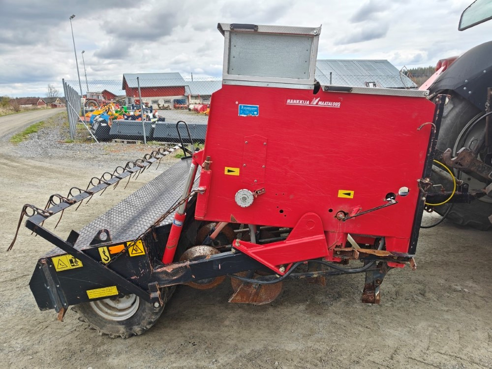 Simulta-Junkkari 3000T - takapyöräkone - kiekkovantaat takana - Combinado de siembra: foto 4 Simulta-Junkkari 3000T - takapyöräkone - kiekkovantaat takana - Combinado de siembra: foto 4