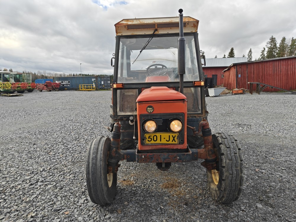 ZETOR 7011 - Tractor: foto 5 ZETOR 7011 - Tractor: foto 5