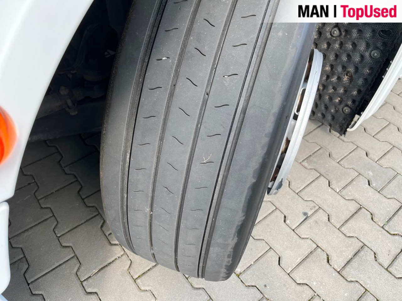 MAN TGX 18.470 4x2 LL SA - Cabeza tractora: foto 3 MAN TGX 18.470 4x2 LL SA - Cabeza tractora: foto 3