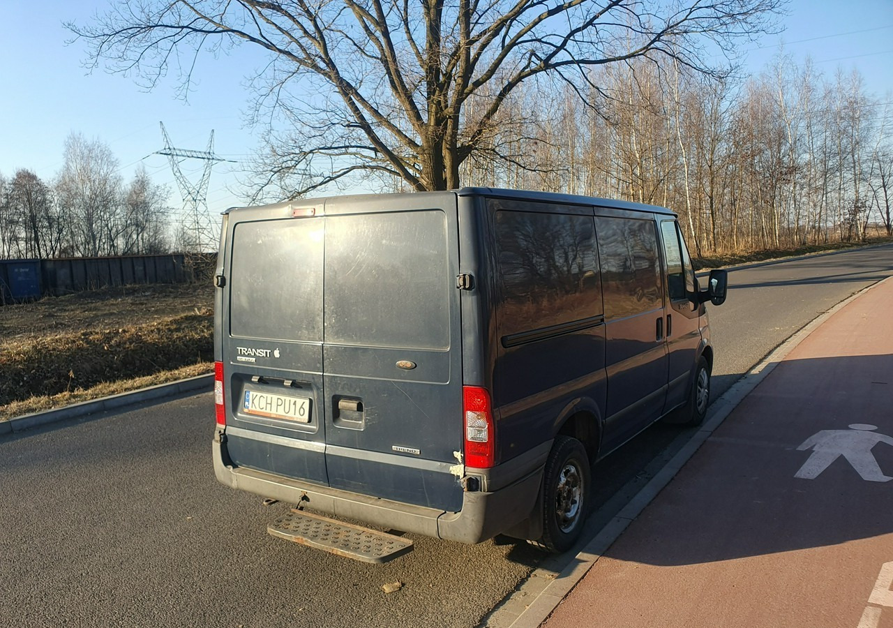Ford Transit - Furgón: foto 4 Ford Transit - Furgón: foto 4