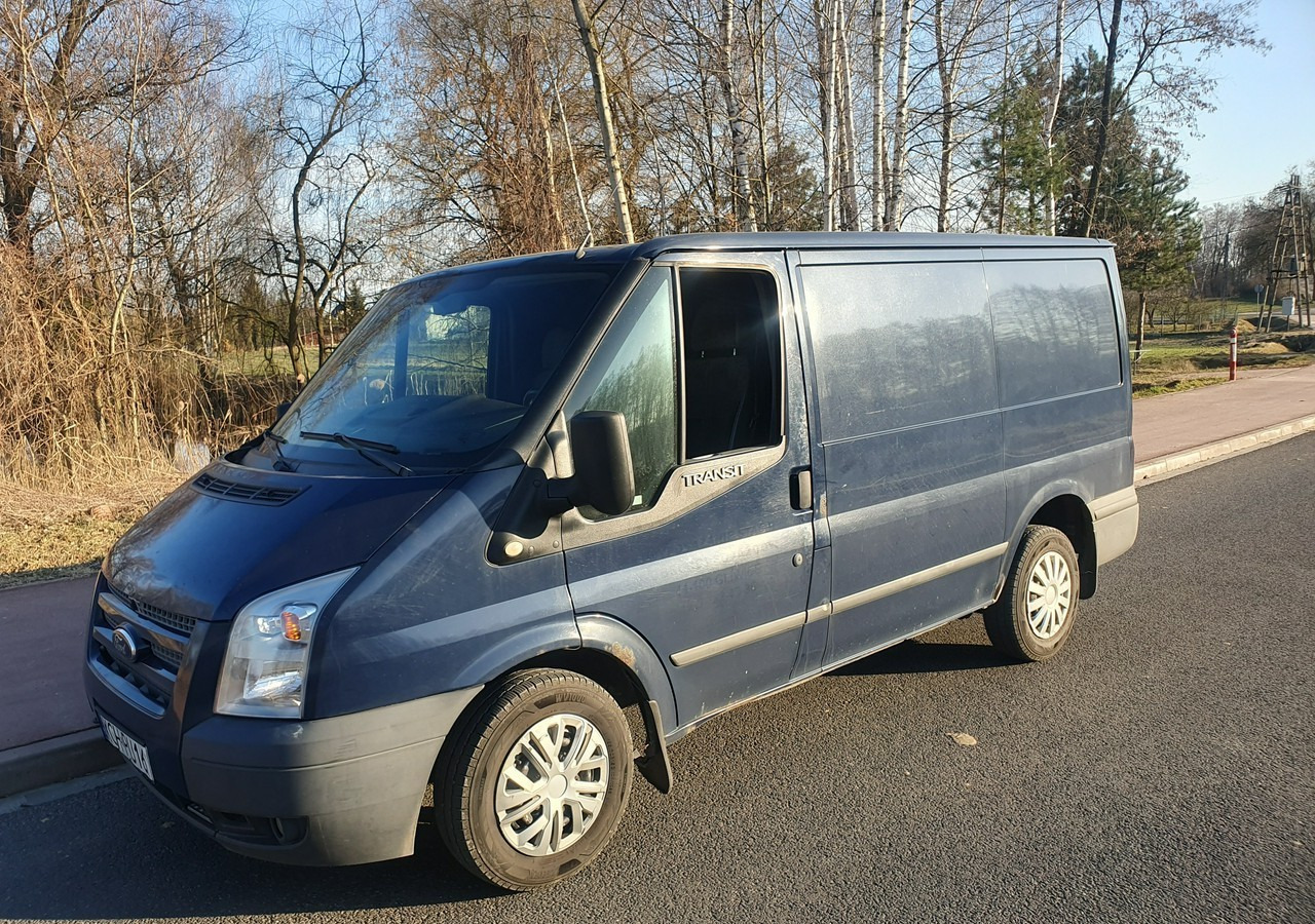 Ford Transit - Furgón: foto 1 Ford Transit - Furgón: foto 1