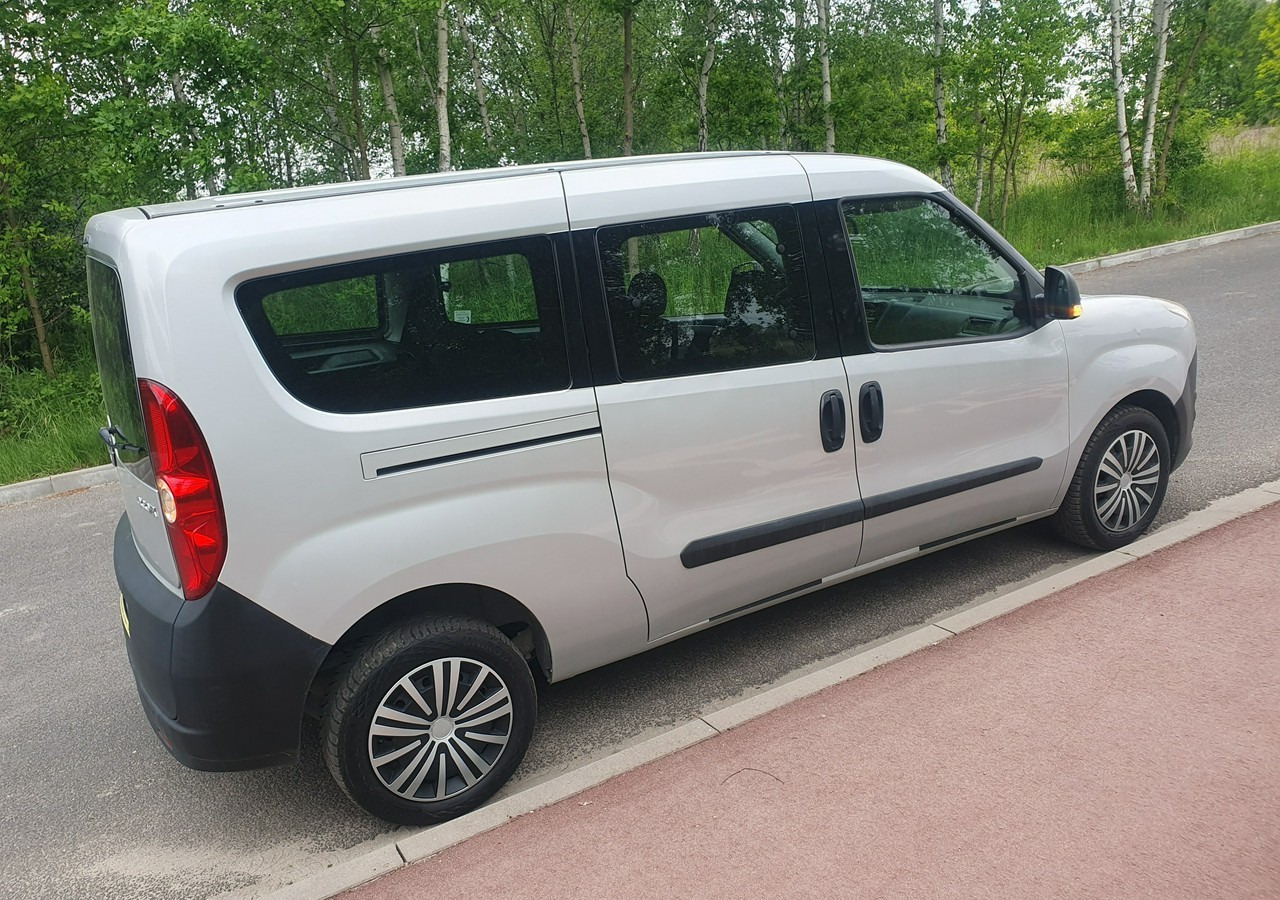 Opel Combo III wersja długa *long* - Coche: foto 5 Opel Combo III wersja długa *long* - Coche: foto 5