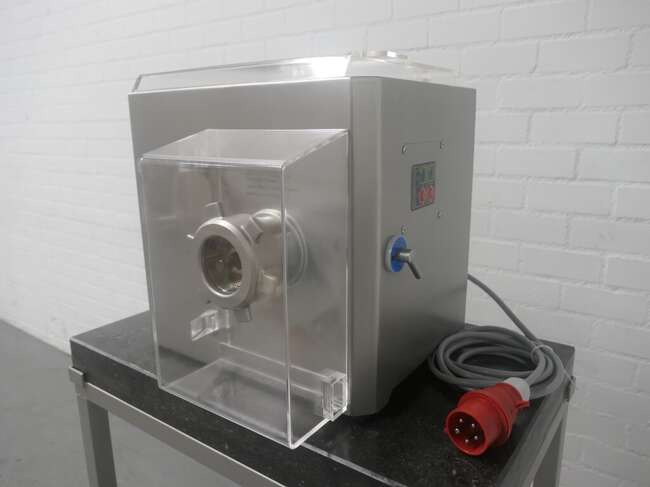 Freund / Ifooma cooled grinder TGR103 - Maquinaria de alimentación: foto 2 Freund / Ifooma cooled grinder TGR103 - Maquinaria de alimentación: foto 2