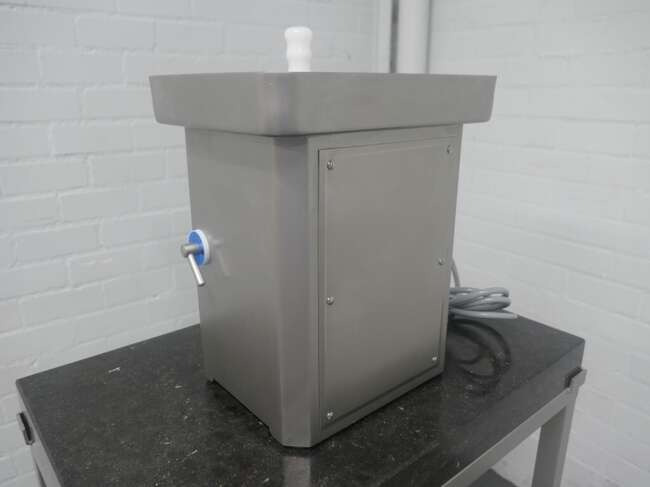 Freund / Ifooma grinder TG101 - Maquinaria de alimentación: foto 3 Freund / Ifooma grinder TG101 - Maquinaria de alimentación: foto 3