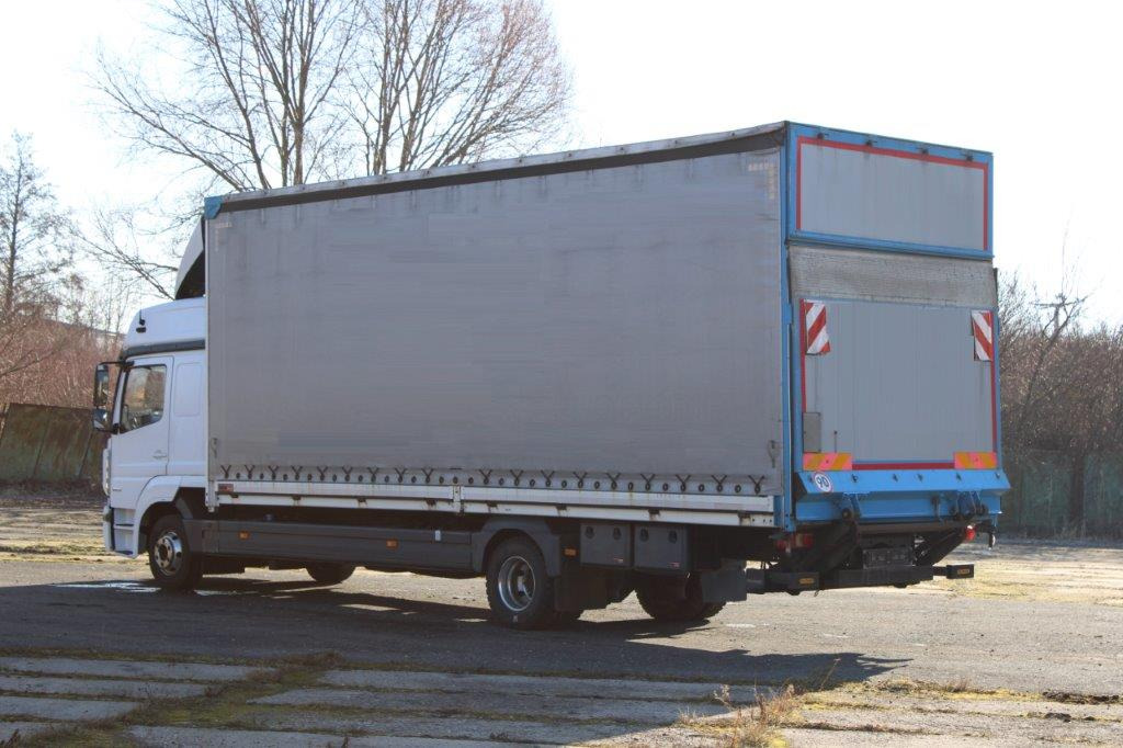 Mercedes-Benz Atego 1223 - Camión lona: foto 3 Mercedes-Benz Atego 1223 - Camión lona: foto 3