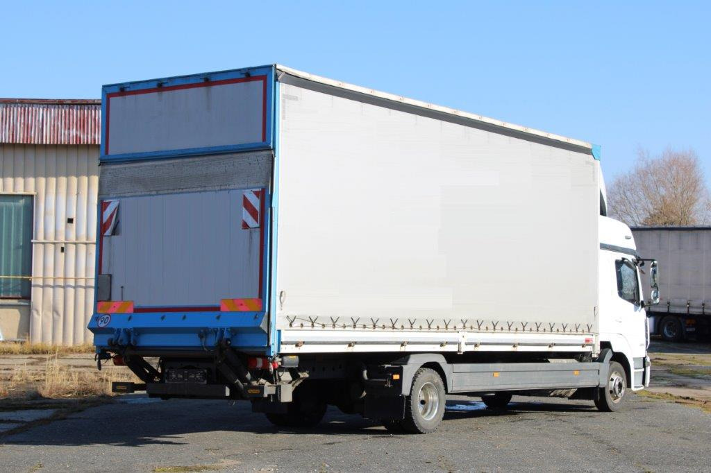 Mercedes-Benz Atego 1223 - Camión lona: foto 2 Mercedes-Benz Atego 1223 - Camión lona: foto 2