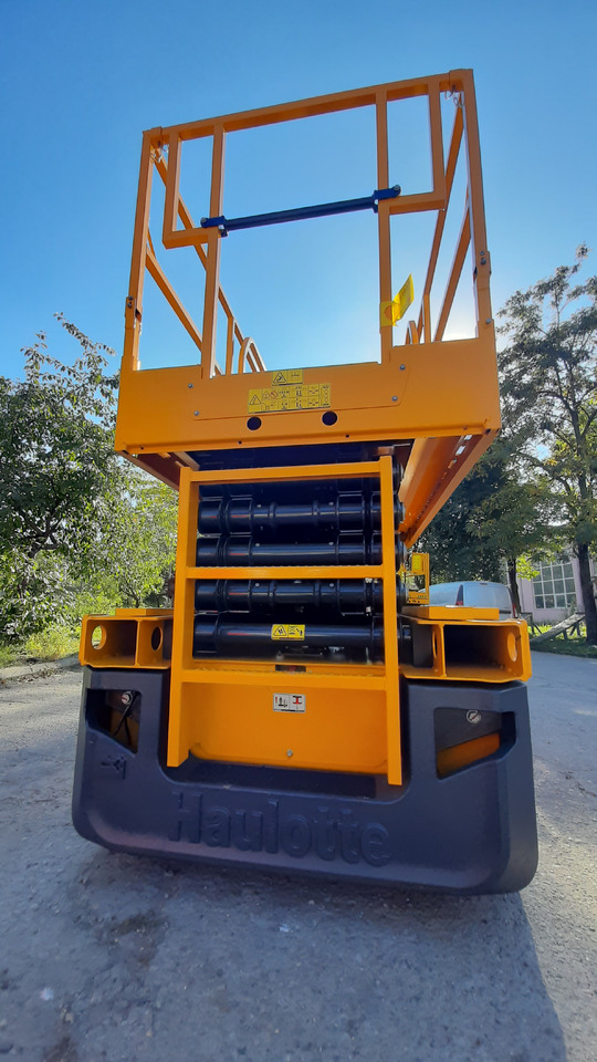 Compact 12 - Plataforma de tijeras: foto 2 Compact 12 - Plataforma de tijeras: foto 2