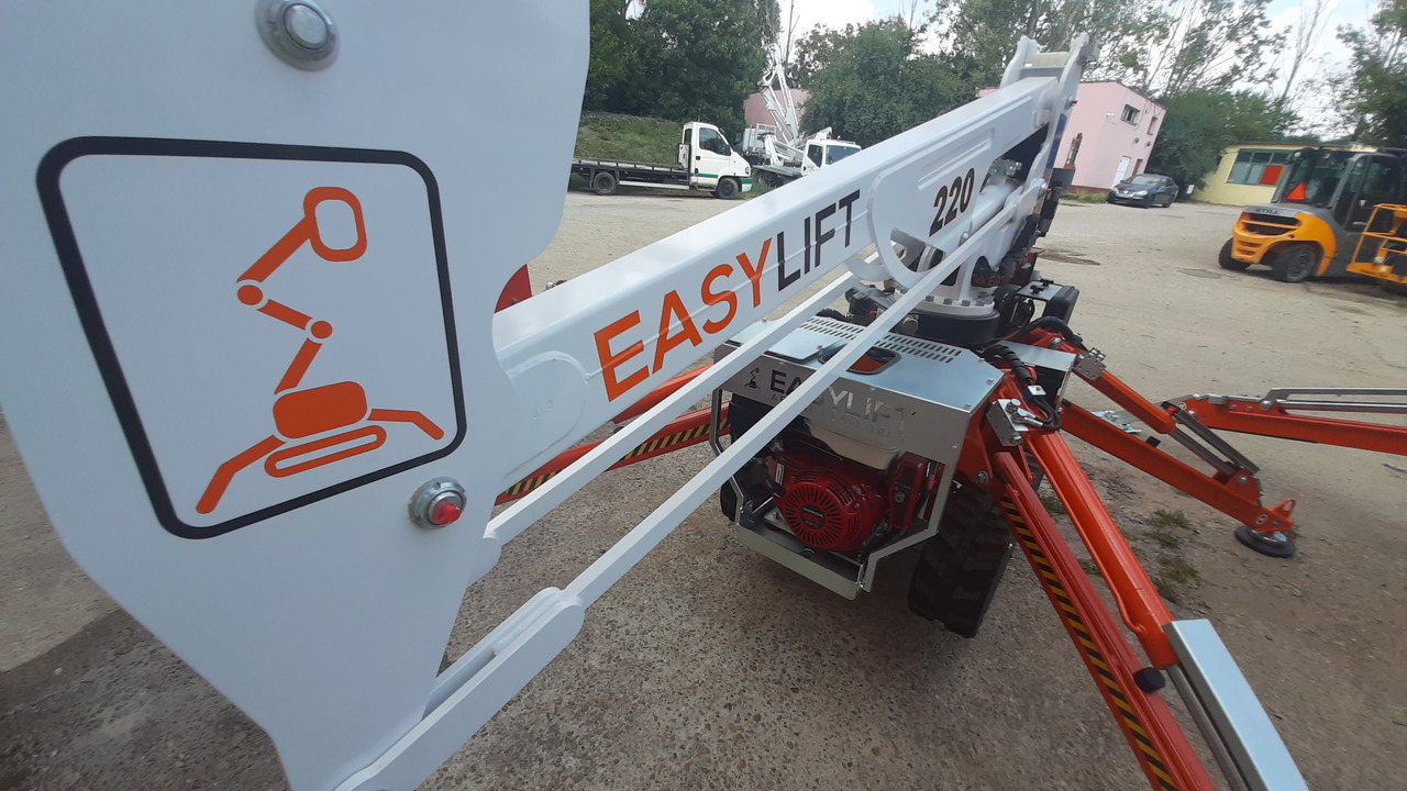Easylift R130 - Plataforma articulada: foto 5 Easylift R130 - Plataforma articulada: foto 5