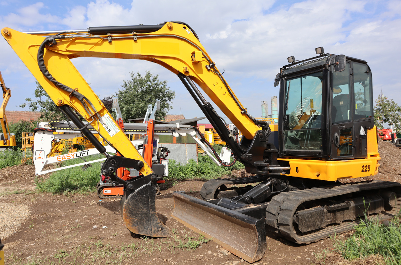 JCB 86C-1 - Miniexcavadora: foto 1 JCB 86C-1 - Miniexcavadora: foto 1