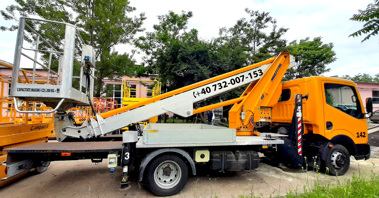 MULTITEL MT182AZ - Camión con plataforma elevadora: foto 1 MULTITEL MT182AZ - Camión con plataforma elevadora: foto 1