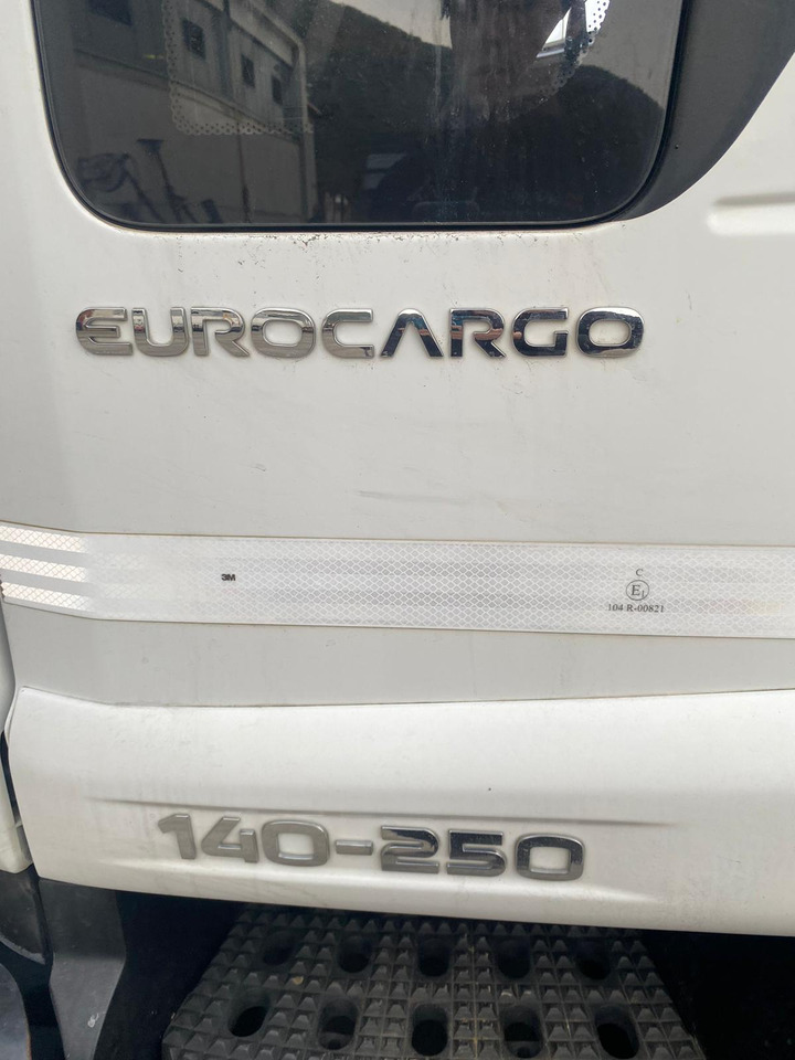 IVECO EUROCARGO 140-250 - Camión multibasculante: foto 4 IVECO EUROCARGO 140-250 - Camión multibasculante: foto 4