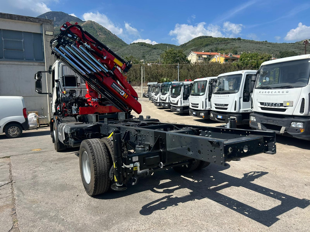 Camión grúa IVECO EUROCARGO 160-280: foto 19 Camión grúa IVECO EUROCARGO 160-280: foto 19
