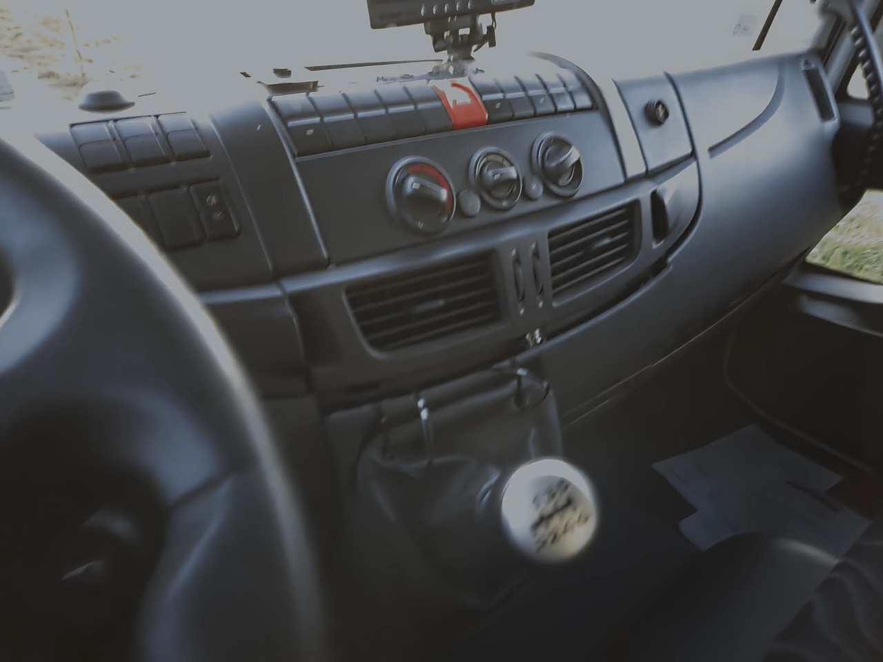 IVECO EUROCARGO 180E25 - Camión grúa, Camión grúa: foto 3 IVECO EUROCARGO 180E25 - Camión grúa, Camión grúa: foto 3