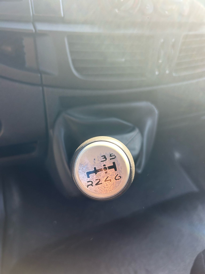 IVECO EUROCARGO 80-190 - Camión chasis: foto 5 IVECO EUROCARGO 80-190 - Camión chasis: foto 5