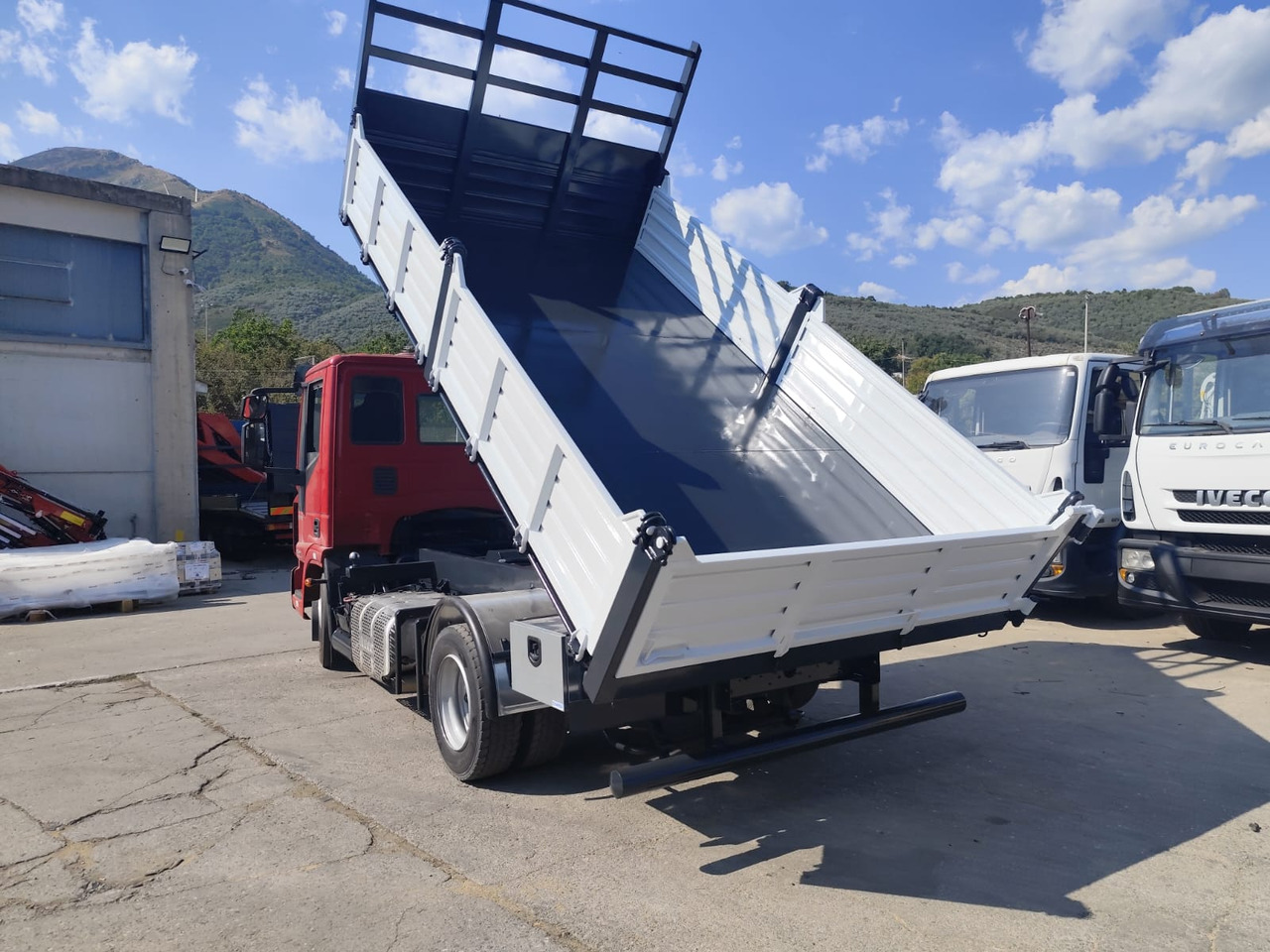 Camión chasis IVECO EUROCARGO 80-190: foto 37