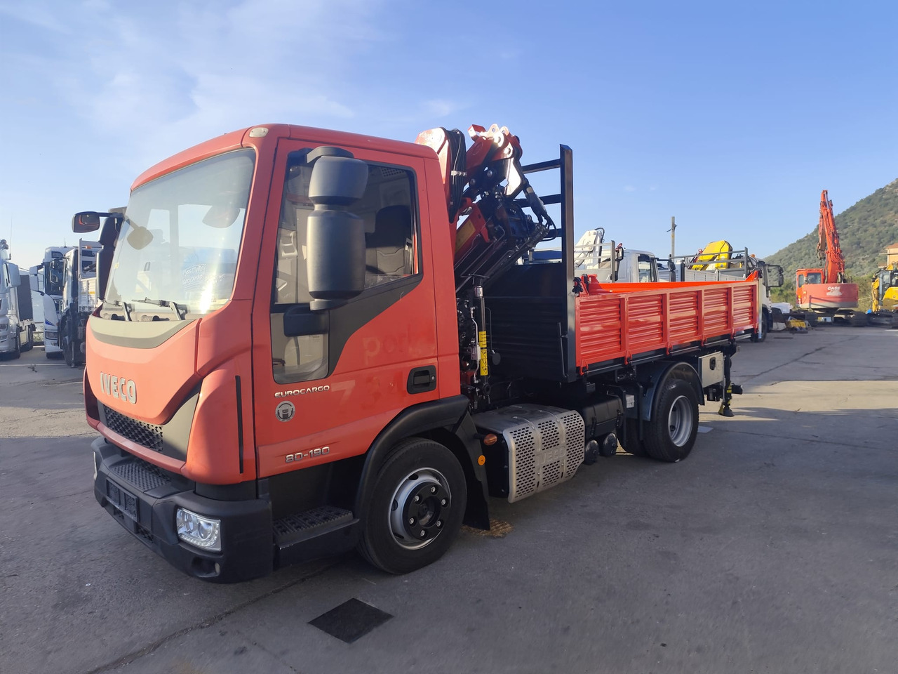 Camión grúa, Camión volquete IVECO EUROCARGO 80-190: foto 23 Camión grúa, Camión volquete IVECO EUROCARGO 80-190: foto 23