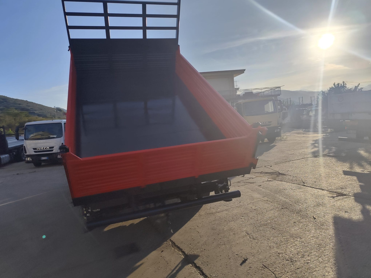 Camión grúa, Camión volquete IVECO EUROCARGO 80-190: foto 31 Camión grúa, Camión volquete IVECO EUROCARGO 80-190: foto 31