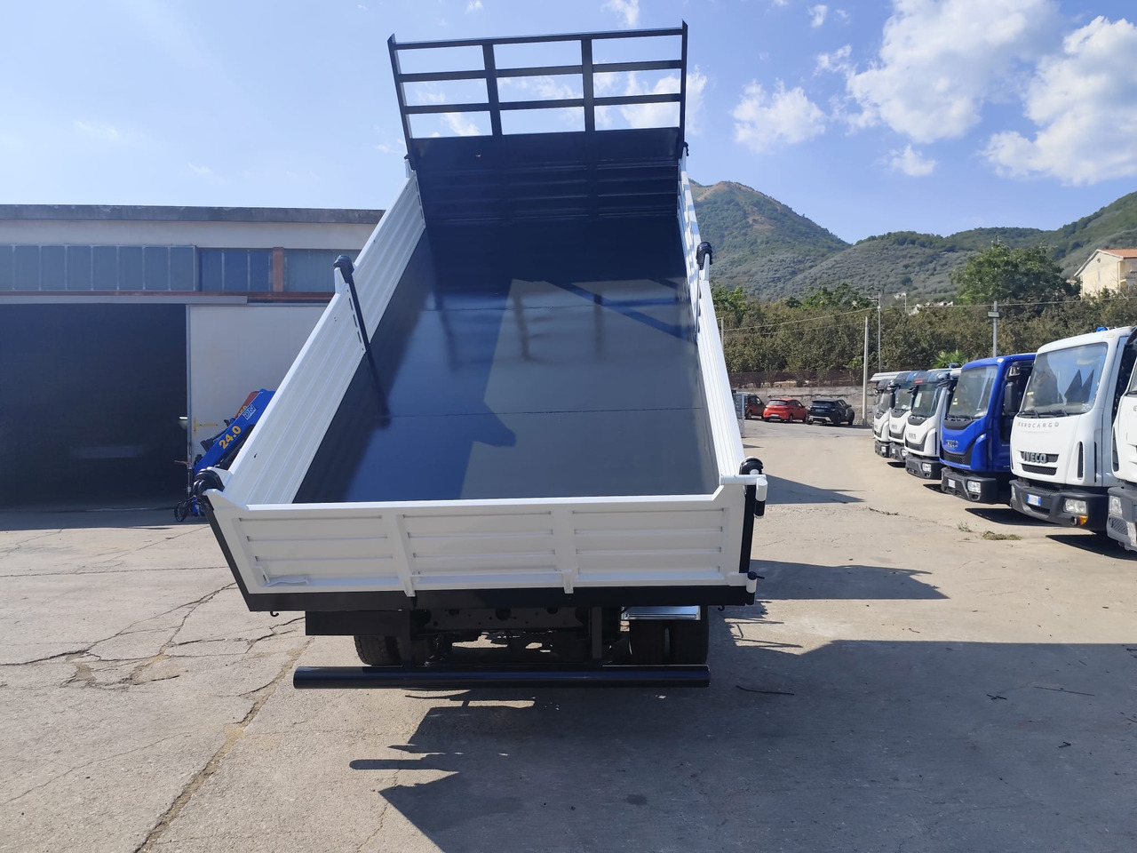 Camión chasis IVECO EUROCARGO 80-190: foto 41