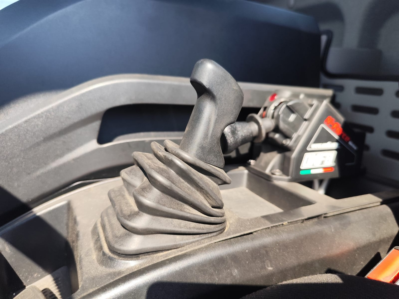 Camión chasis IVECO EUROCARGO 80-190: foto 27