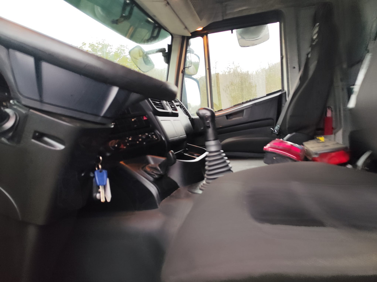 IVECO STRALIS AD 260S31 XP - Camión multibasculante: foto 5 IVECO STRALIS AD 260S31 XP - Camión multibasculante: foto 5