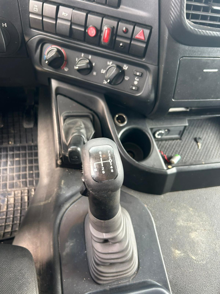 Camión chasis IVECO STRALIS AD 260S31 XP: foto 27