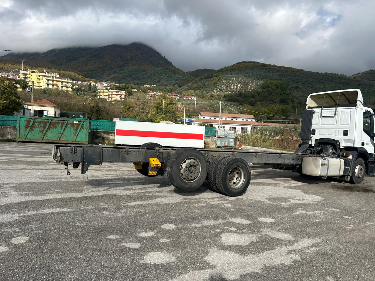 Camión chasis IVECO STRALIS AD 260S31 XP: foto 13