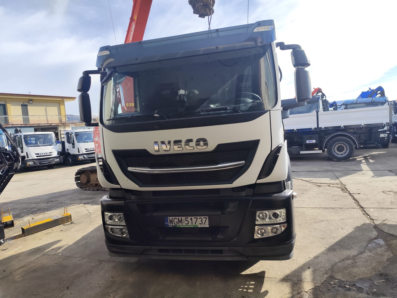 IVECO STRALIS AD 260S31 Y/P - Camión volquete, Camión grúa: foto 1 IVECO STRALIS AD 260S31 Y/P - Camión volquete, Camión grúa: foto 1