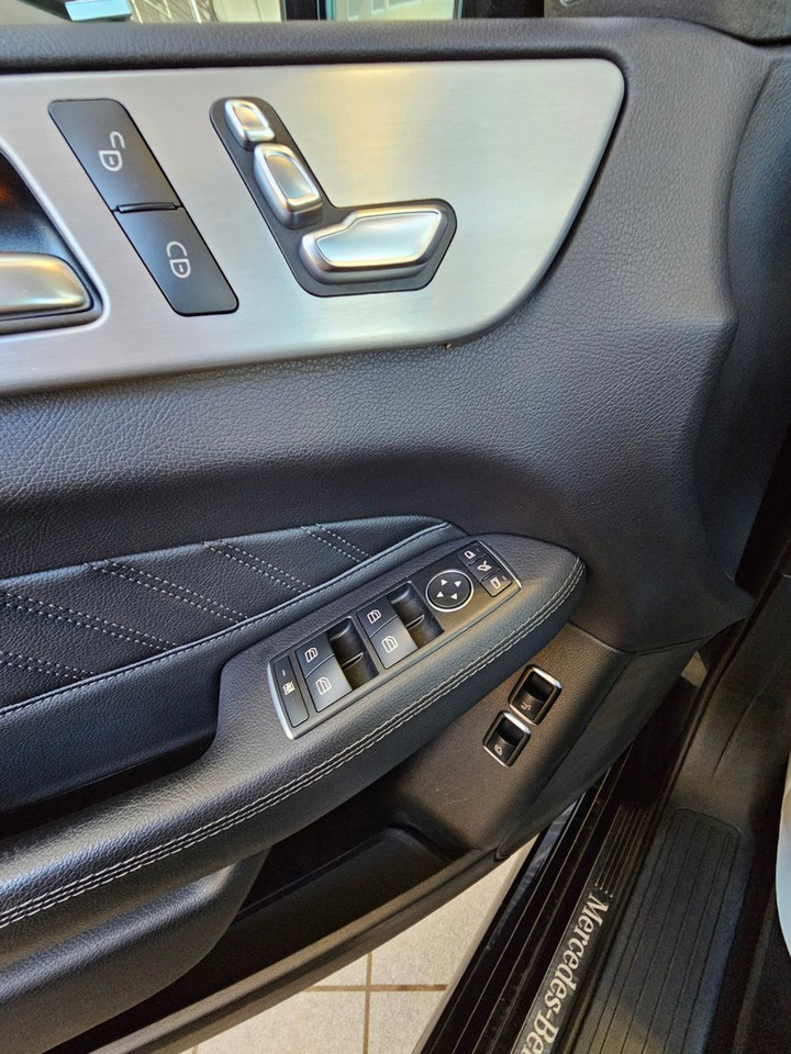 SUV/ Todoterreno Mercedes-Benz GLE 350 d 4Matic AMG Line: foto 12