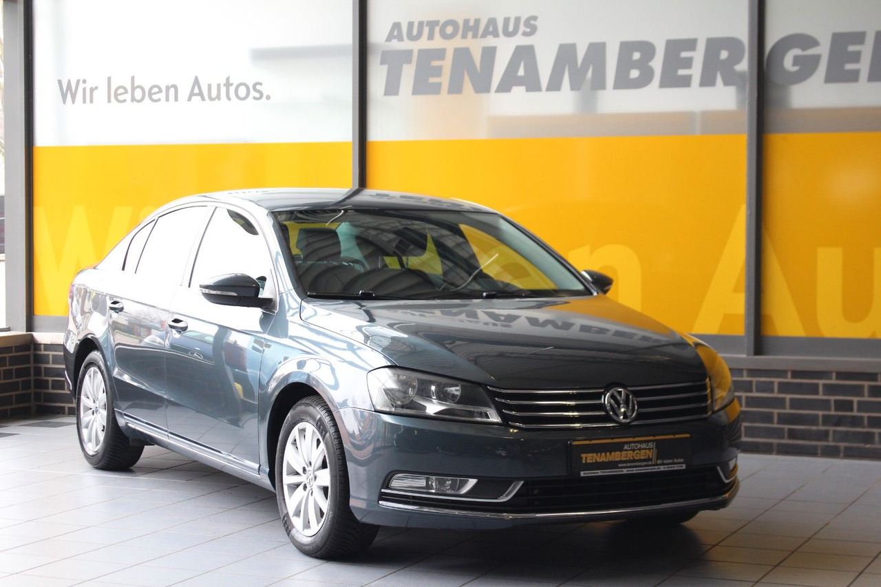 Volkswagen Passat Comfortline BlueMotion Navi PDC - Sedan: foto 2 Volkswagen Passat Comfortline BlueMotion Navi PDC - Sedan: foto 2