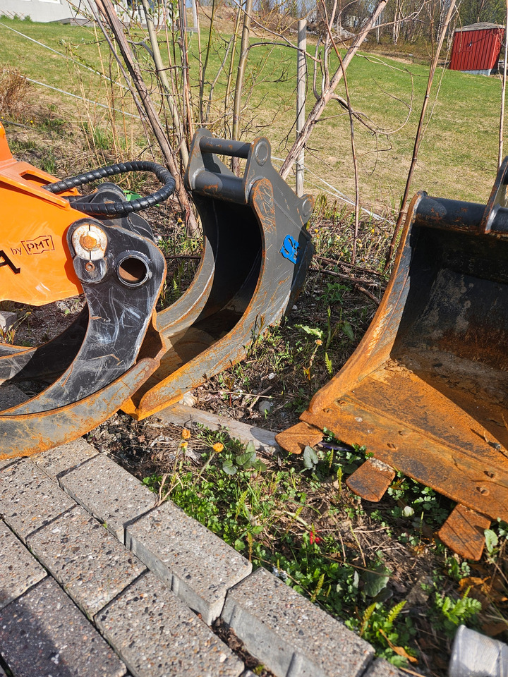 Komatsu PC24MR - Miniexcavadora: foto 4 Komatsu PC24MR - Miniexcavadora: foto 4