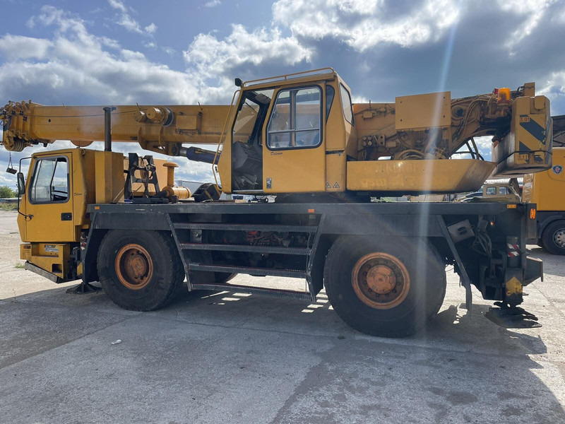 Grove GMK 2035 - Grúa todo terreno: foto 4 Grove GMK 2035 - Grúa todo terreno: foto 4