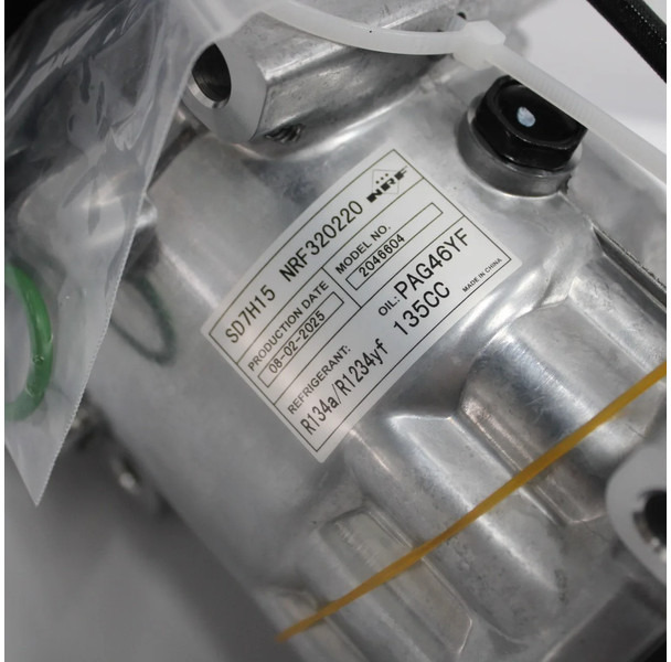 DAF XF106 Airco Compressor 2046604 - Compresor de aire acondicionado para Camión: foto 3 DAF XF106 Airco Compressor 2046604 - Compresor de aire acondicionado para Camión: foto 3