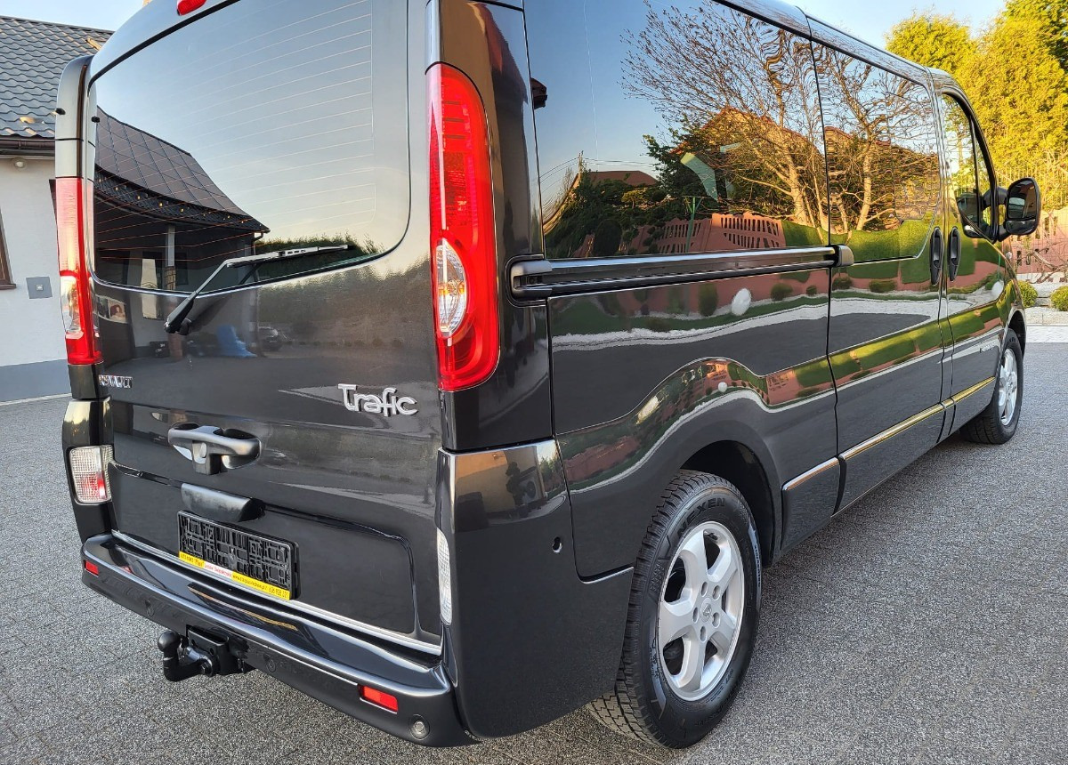 Opel Vivaro - Minibús, Furgoneta de pasajeros: foto 4 Opel Vivaro - Minibús, Furgoneta de pasajeros: foto 4