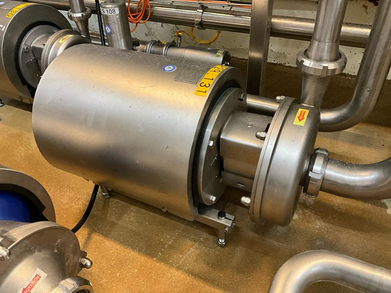 Alfa Romeo Laval - Compresor de aire: foto 3 Alfa Romeo Laval - Compresor de aire: foto 3