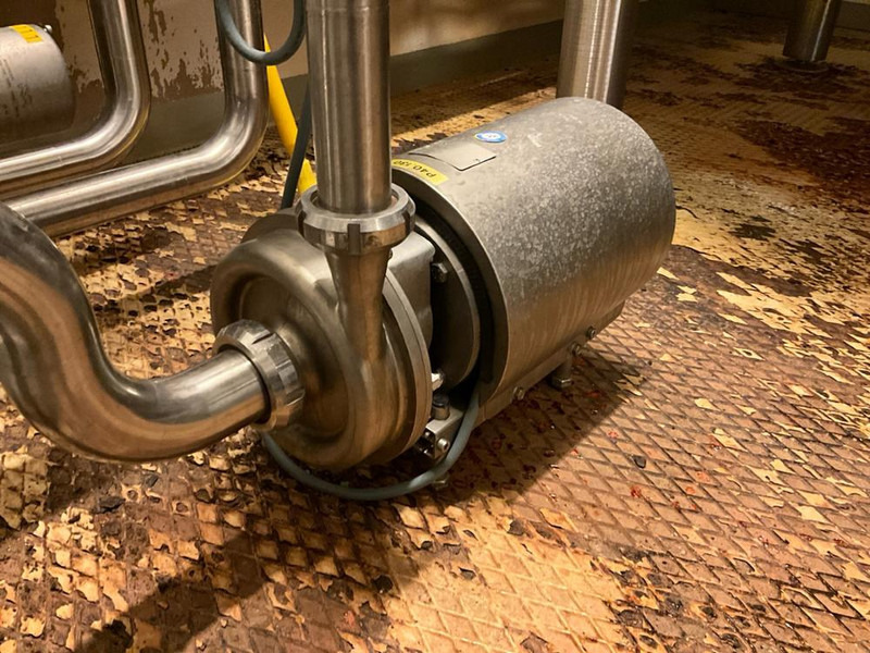 Alfa Romeo Laval - Compresor de aire: foto 3 Alfa Romeo Laval - Compresor de aire: foto 3