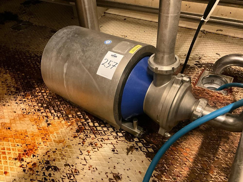 Alfa Romeo Laval - Compresor de aire: foto 1 Alfa Romeo Laval - Compresor de aire: foto 1