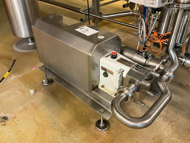 INOXPA SLR 1-40 - Maquinaria de alimentación: foto 3 INOXPA SLR 1-40 - Maquinaria de alimentación: foto 3