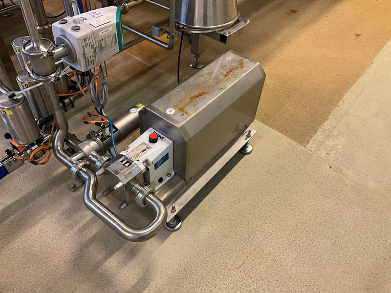 INOXPA SLR 1-40 - Maquinaria de alimentación: foto 5 INOXPA SLR 1-40 - Maquinaria de alimentación: foto 5