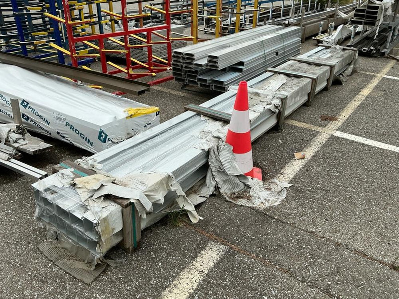 Onbekend - Máquina para metal: foto 3 Onbekend - Máquina para metal: foto 3