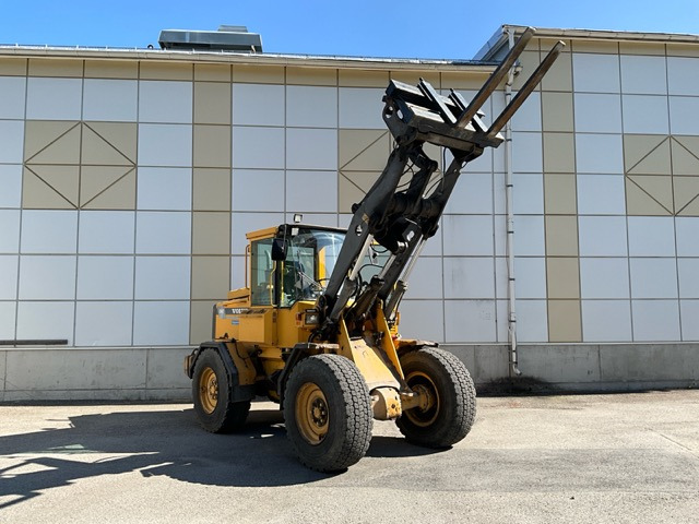 Volvo L50C - Carretilla elevadora: foto 1 Volvo L50C - Carretilla elevadora: foto 1