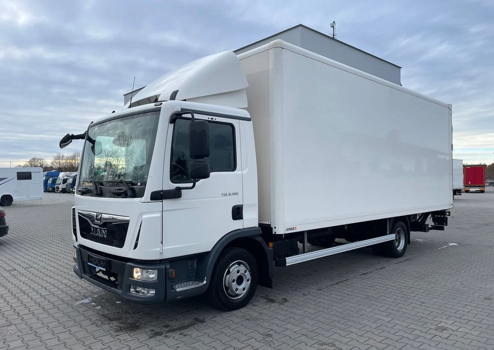 MAN TGL 8.190/16 PALET/ Ładowność 3000 kg! - Camión caja cerrada: foto 4 MAN TGL 8.190/16 PALET/ Ładowność 3000 kg! - Camión caja cerrada: foto 4