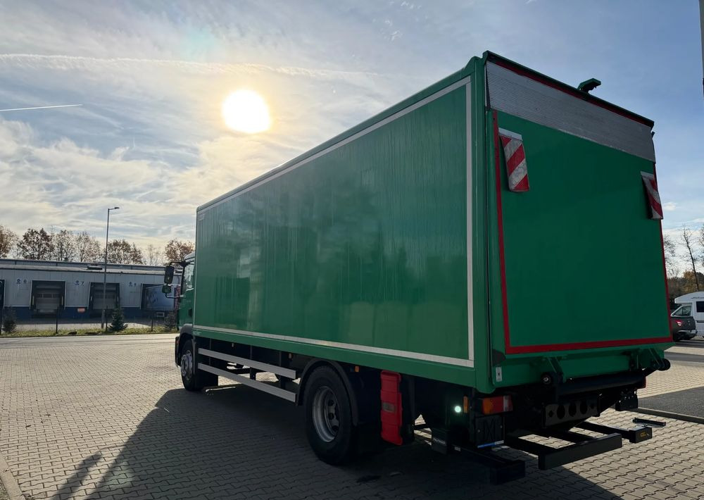 Camión caja cerrada MAN TGM 18.250 Ładownośc 9800 kg: foto 10 Camión caja cerrada MAN TGM 18.250 Ładownośc 9800 kg: foto 10