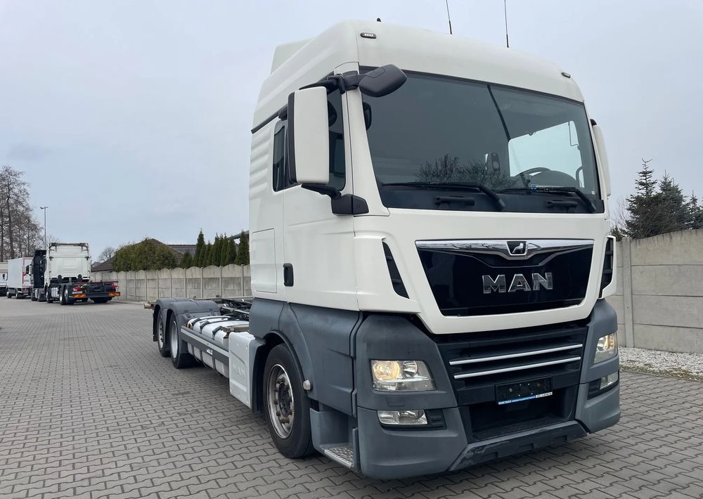 MAN TGX XLX 26.420 BDF, MULTI Wechsler - Camión portacontenedore/ Intercambiable: foto 2 MAN TGX XLX 26.420 BDF, MULTI Wechsler - Camión portacontenedore/ Intercambiable: foto 2