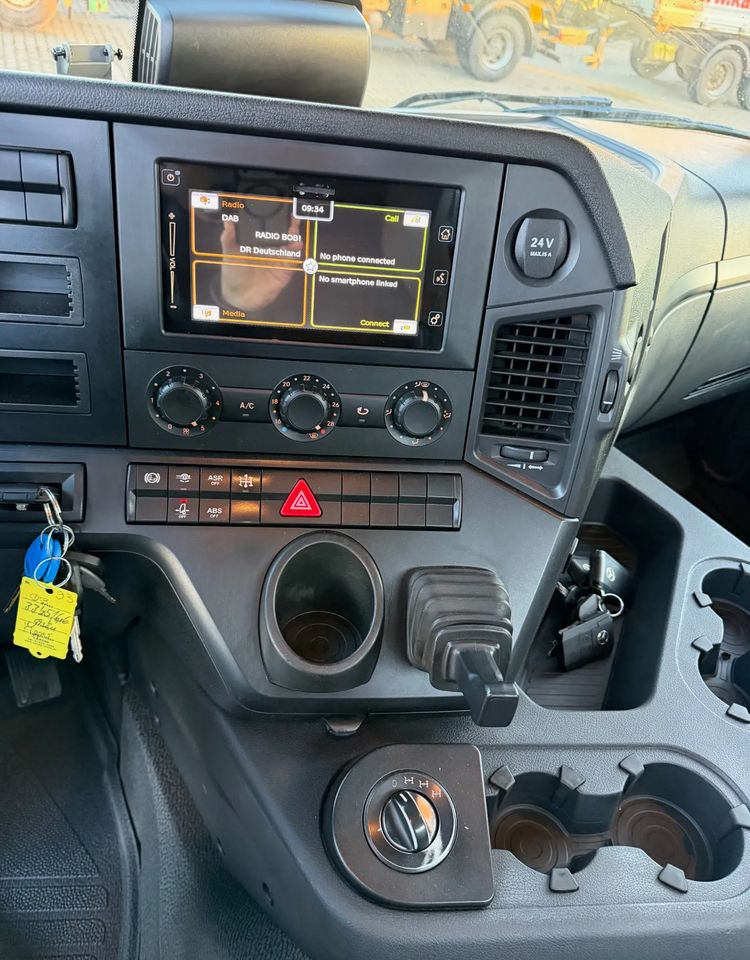 Camión volquete Mercedes-Benz AROCS 3345/6x6/ Wywrotka Miller Bordmatic: foto 20